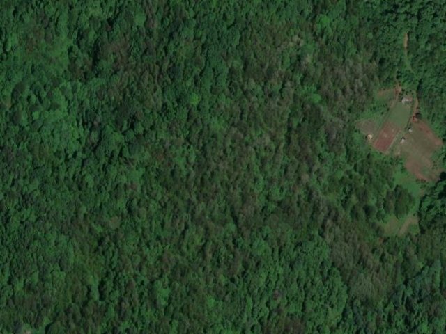 Apartment 1388 m2, Mala Svarca, parcel no. 1490 - satellite image