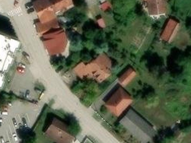 Haus 763 m2, Ivanic-Grad, Parzelle Nr. 1693/2 - Satellitenbild