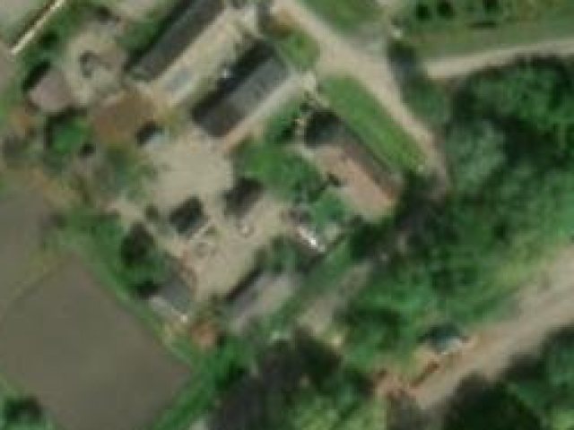 Haus 706 m2, Baranjsko Petrovo Selo, Katasterparzelle 1027 - Satellitenbild