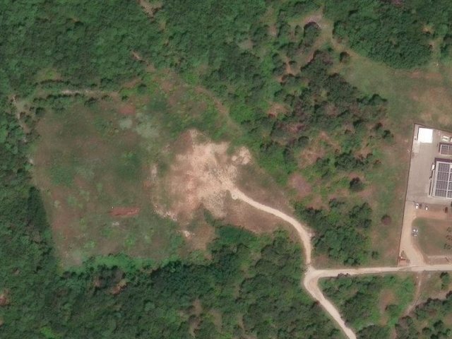Grundstück 5850 m², Tar, Parzelle Nr. 142/2 - Satellitenbild