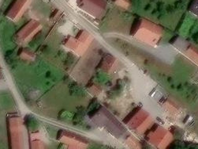 Haus 539 m2, Konjscina, Parzelle Nr. 692/2 - Satellitenbild