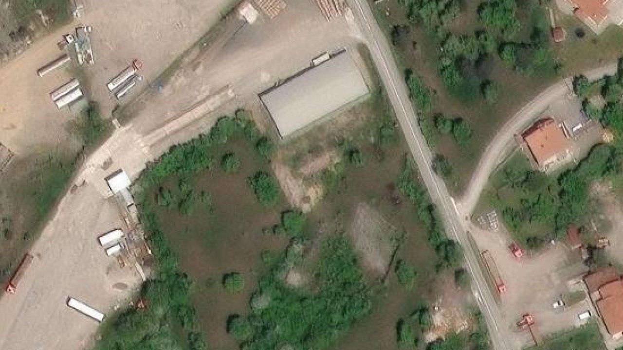 Gewerbefläche 553 m2, Rupa, Parzelle Nr. 727/11 - Satellitenbild der Parzelle
