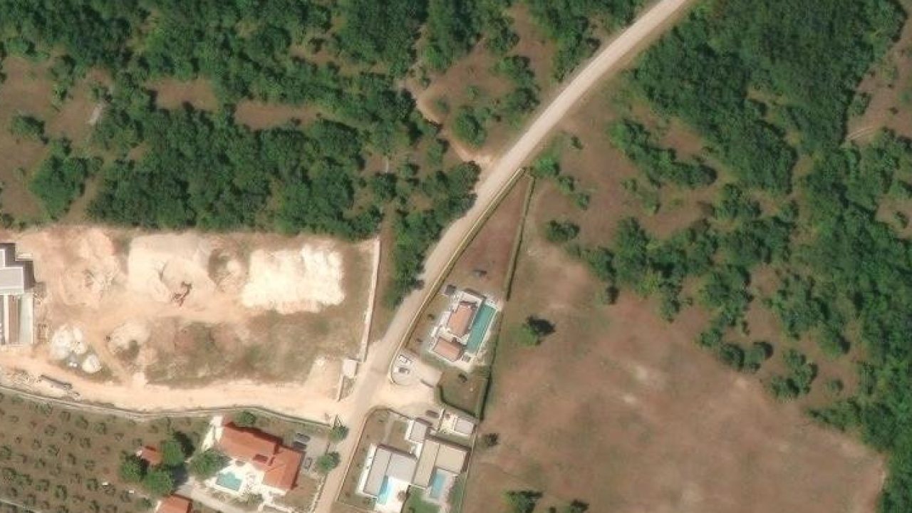 Grundstück 677 m2, Vodnjan, Parzelle Nr. 4502/77 - Satellitenbild der Parzelle