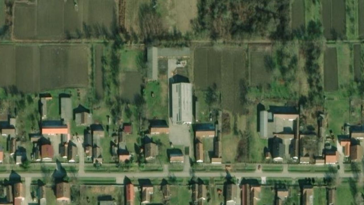 Haus 2008 m2, Donji Miholjac, Parzelle Nr. 3738 - Satellitenbild der Parzelle