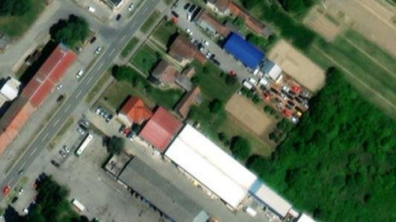 Haus 1995 m2, Podravska Slatina, Parzelle Nr. 1950/1 - Satellitenbild der Parzelle