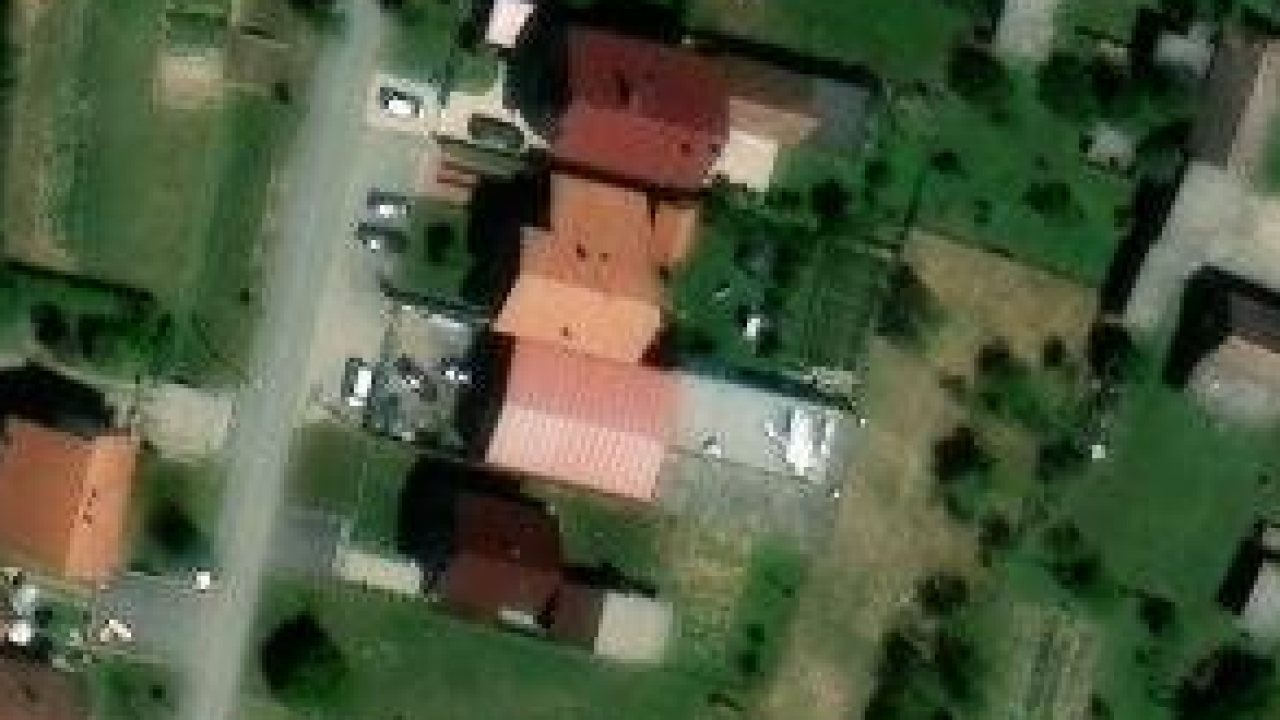 Haus 691 m², Vrba, Katasterparzelle 902/3 - Satellitenbild der Parzelle