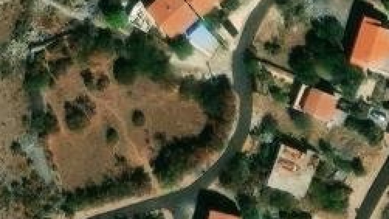 Zemljiste 349 m2, Prizna, k.c. 961/109 - satelitska snimka cestice