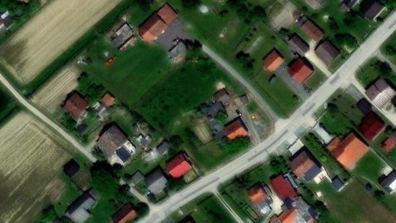 House 1248 m2, Kriz, parcel no. 825/1 - satellite image of the parcel
