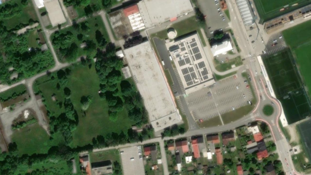 Land 7140 m2, Varazdin, parcel no. 3925/69 - satellite image of the parcel