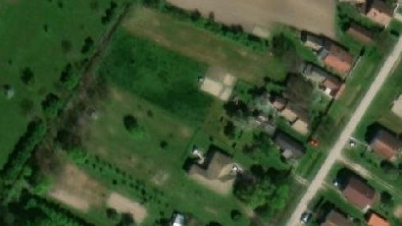 Kuca 2074 m2, Ladimirevci, k.c. 143 - satelitska snimka cestice