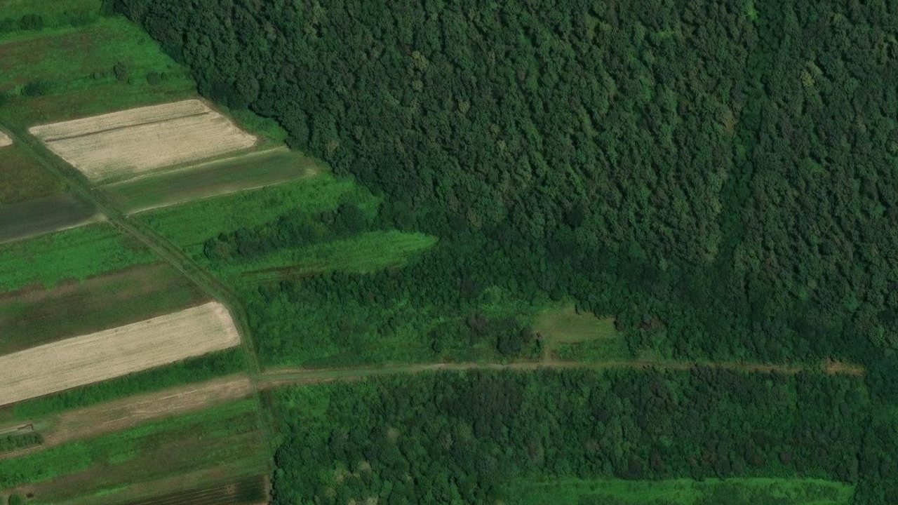 House 502 m2, Pracno, parcel no. 618 - satellite image of the parcel